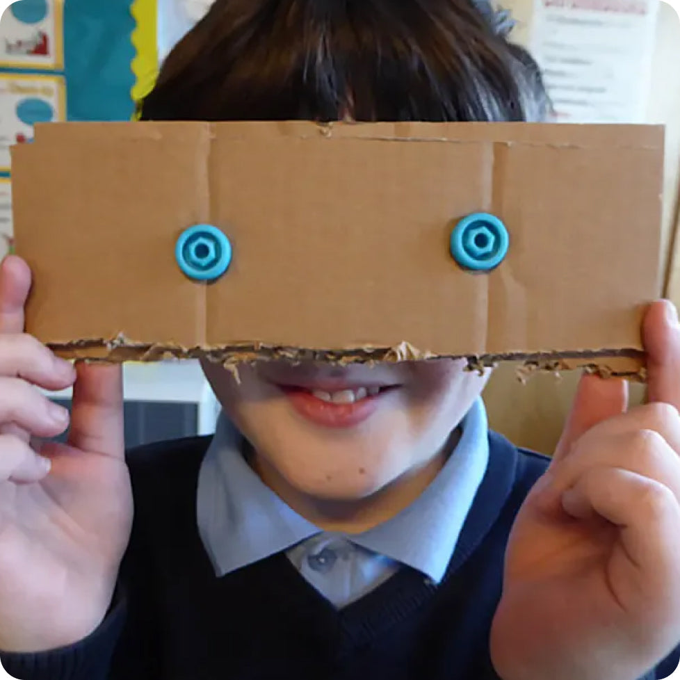 Makedo Cardboard Construction in the Classroom : 4 Steps (with